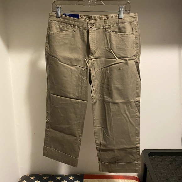 bandolino maureen capris